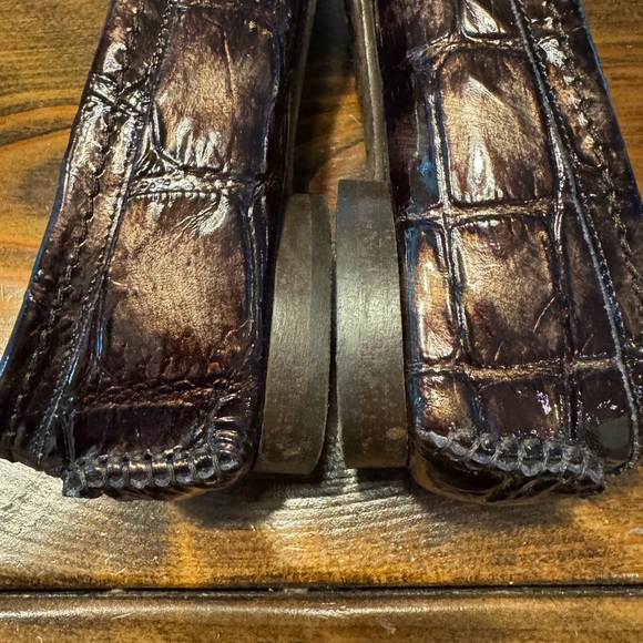 Amalfi by Rangoni Women's Loafers Size 7.5 Brown Embossed Patent Leather - Picture 10 of 12